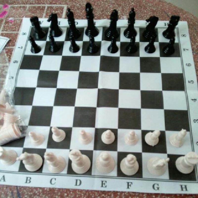 Đồ chơi bộ cờ vua trí tuệ, phù hợp với mọi lứa tuổi.