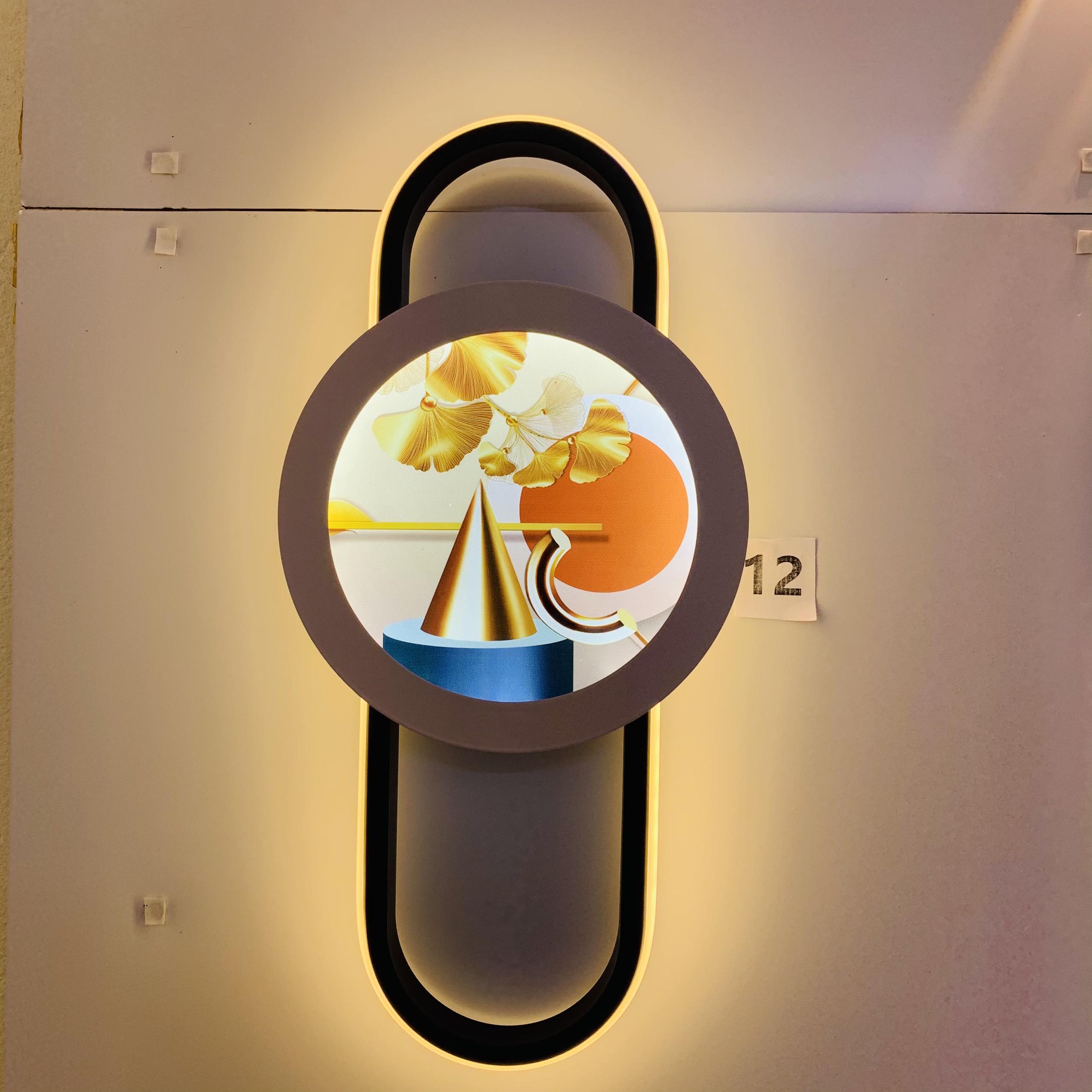 Đèn led gắn tường CINOL với họa tiết độc đáo, hiện đại , 3 chế độ màu ánh sáng