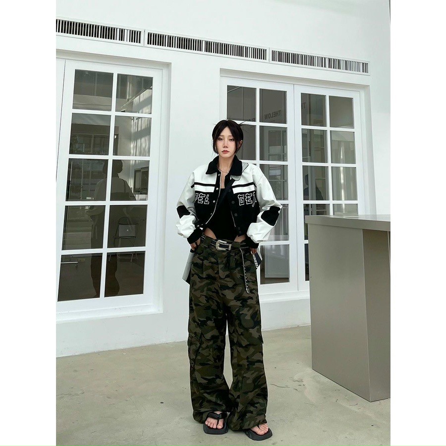 Áo Khoác Croptop, Áo Khoác Da Lộn 2 Lớp Cao Cấp Thêu Họa Tiết Nổi Siêu Hot, Áo khoác Unisex form ngắn croptop 2 lớp cao cấp chất da lộn mịn đẹp, không xù, kiểu dáng basic