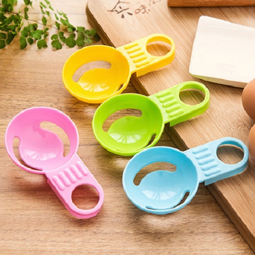Dụng Cụ Tách Lòng Đỏ Trứng Gà Thông Minh Tiện Dụng - Màu Ngẫu Nhiên