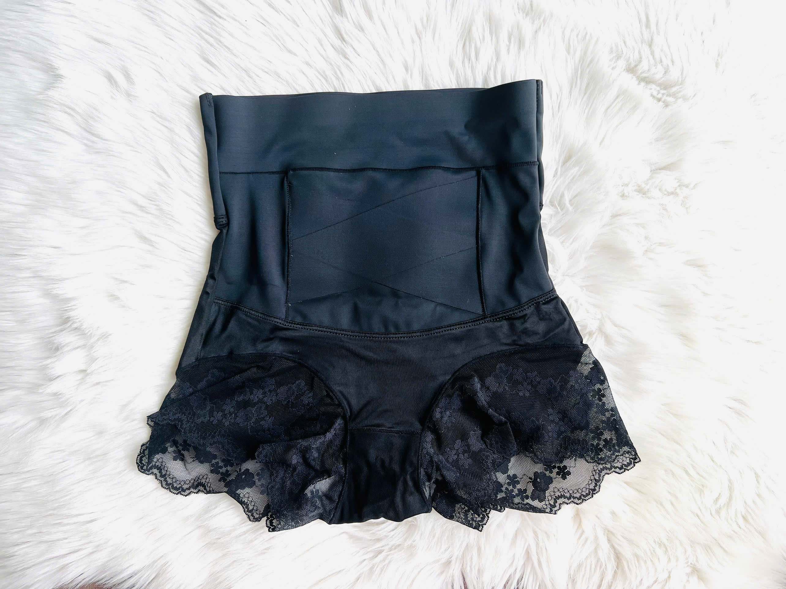 QUẦN GEN NỊT BỤNG CHẤT SU LỤA MỀM MẠI PHỐI REN HOA ĐỊNH HÌNH VÁT CHÉO 4 CHIỀU SIẾT BỤNG TỪ 40-70KG DÀNH CHO NỮ