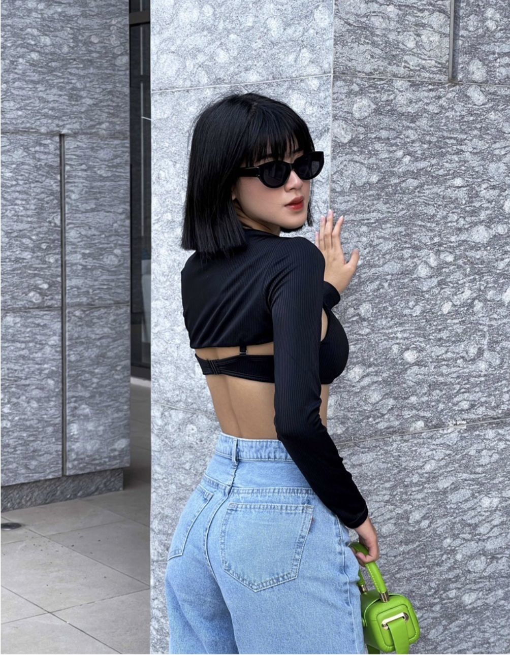 Đồ bơi nữ cao cấp dạng hai mảnh áo chữ U phối áo cover tay dài sexy - Đen - VS180_BL