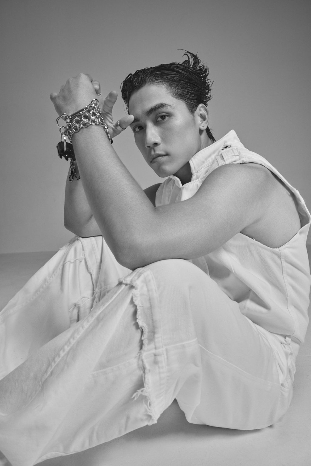 Tạp chí ELLEMAN 10/2025 - Bìa JustaTee - Nhân vật Featuring Steven Nguyễn - The Art Issue (Bìa ngẫu nhiên)