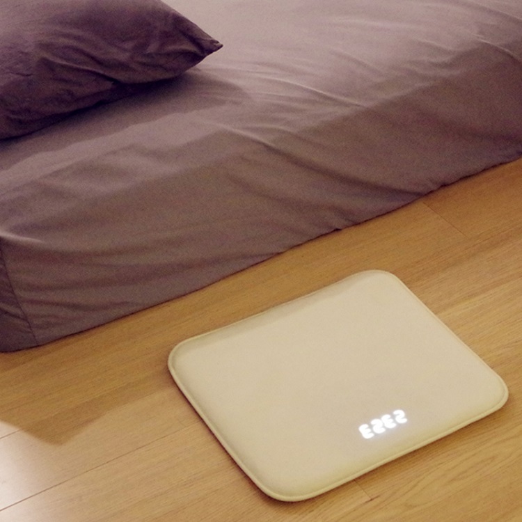 Đồng hồ mini kiêm thảm để chân độc-lạ-chất chất liệu vải nhung mềm mịn sang trọng, hiện đại -