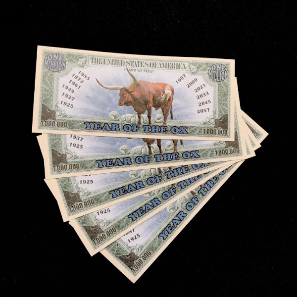 Tiền lưu niệm 1 triệu USD hình con Trâu có kích thước 15,5 x 6,5cm, màu xám, dùng để lưu niệm, sưu tầm, làm quà tặng, không có lưu hành