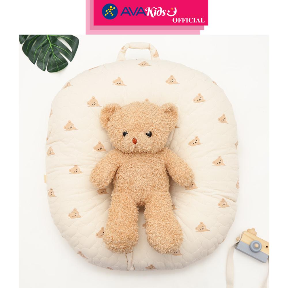 Gối chống trào ngược Bessla 65x65x20 cm - Gấu nghiêng mặt (0 - 12 tháng) - Hàng Chính Hãng