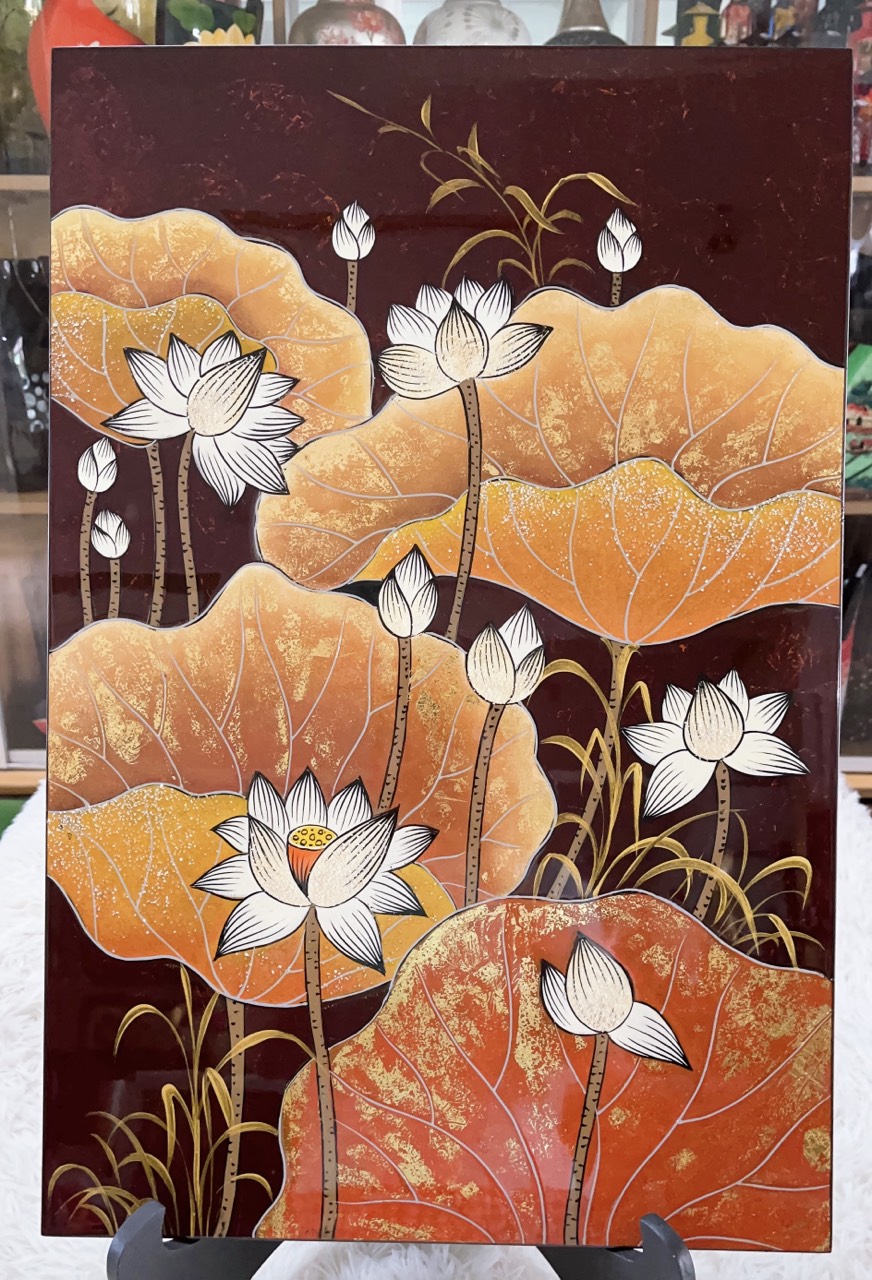 Tranh sơn mài hoa sen cao cấp Thanh Bình Lê size 40x60 cm hàng xuất khẩu đắp nổi dày dặn