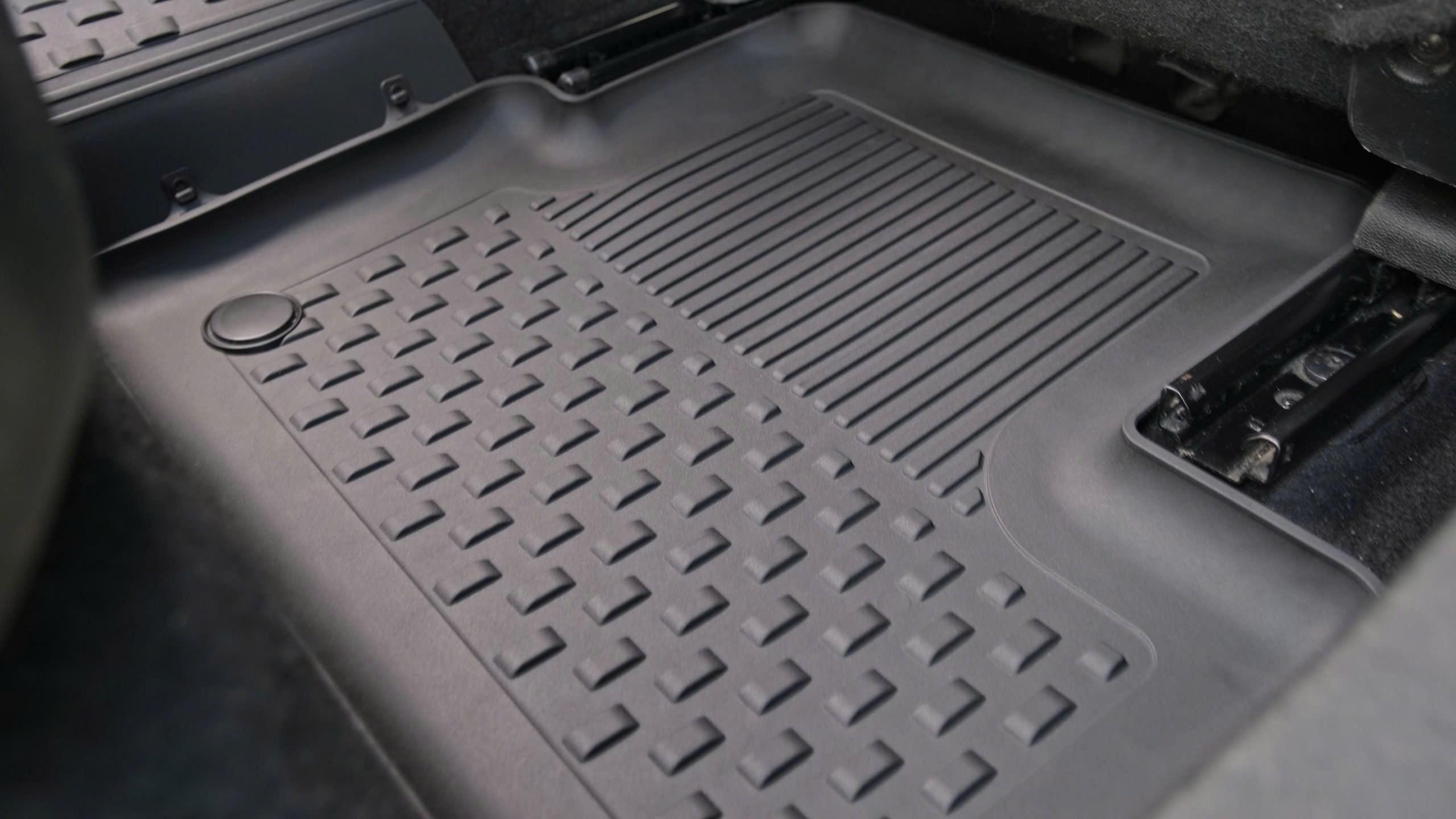 Thảm lót sàn ô tô nhựa TPE Silicon KIA Sportage 2022 + Black Nhãn hiệu Macsim