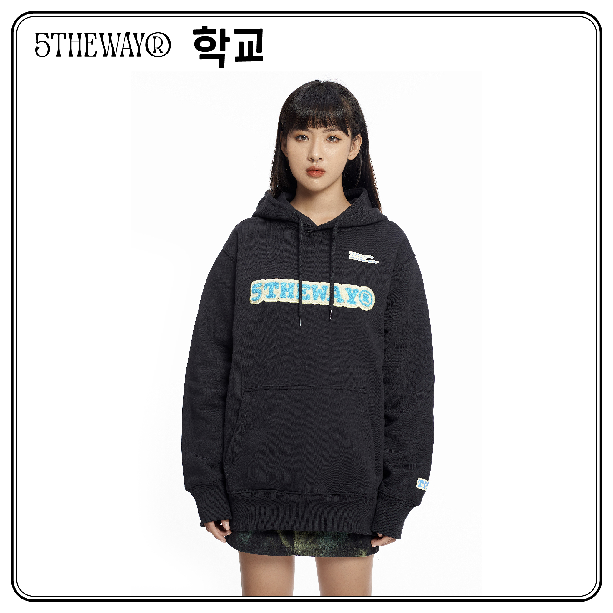 Áo Khoác Hoodie 5THEWAY Màu Đen aka /sketch/ Embroider Traditional Fit Hoodie in BLACK