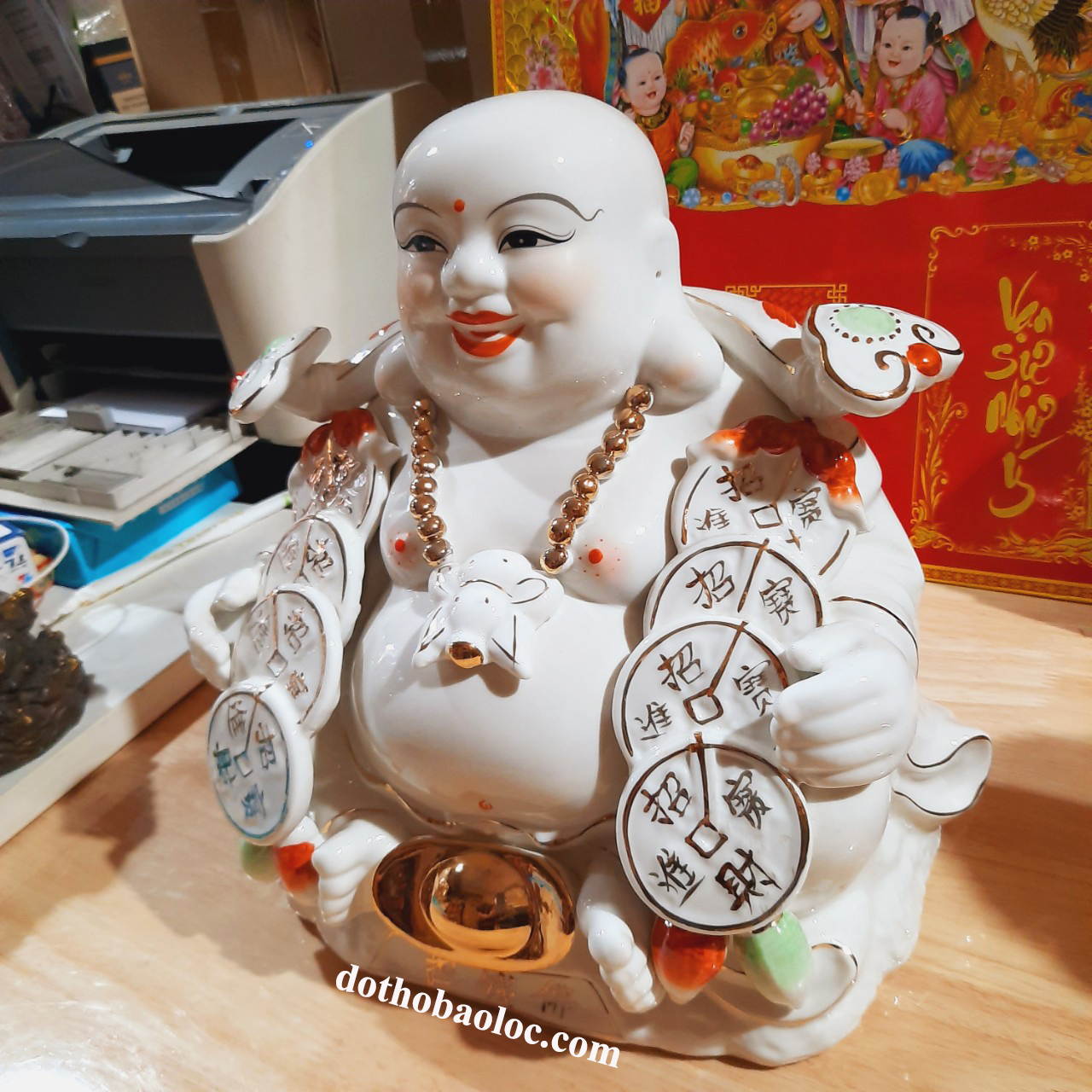 Tượng phật di lặc vác đồng t.iền bằng sứ cao 32cm