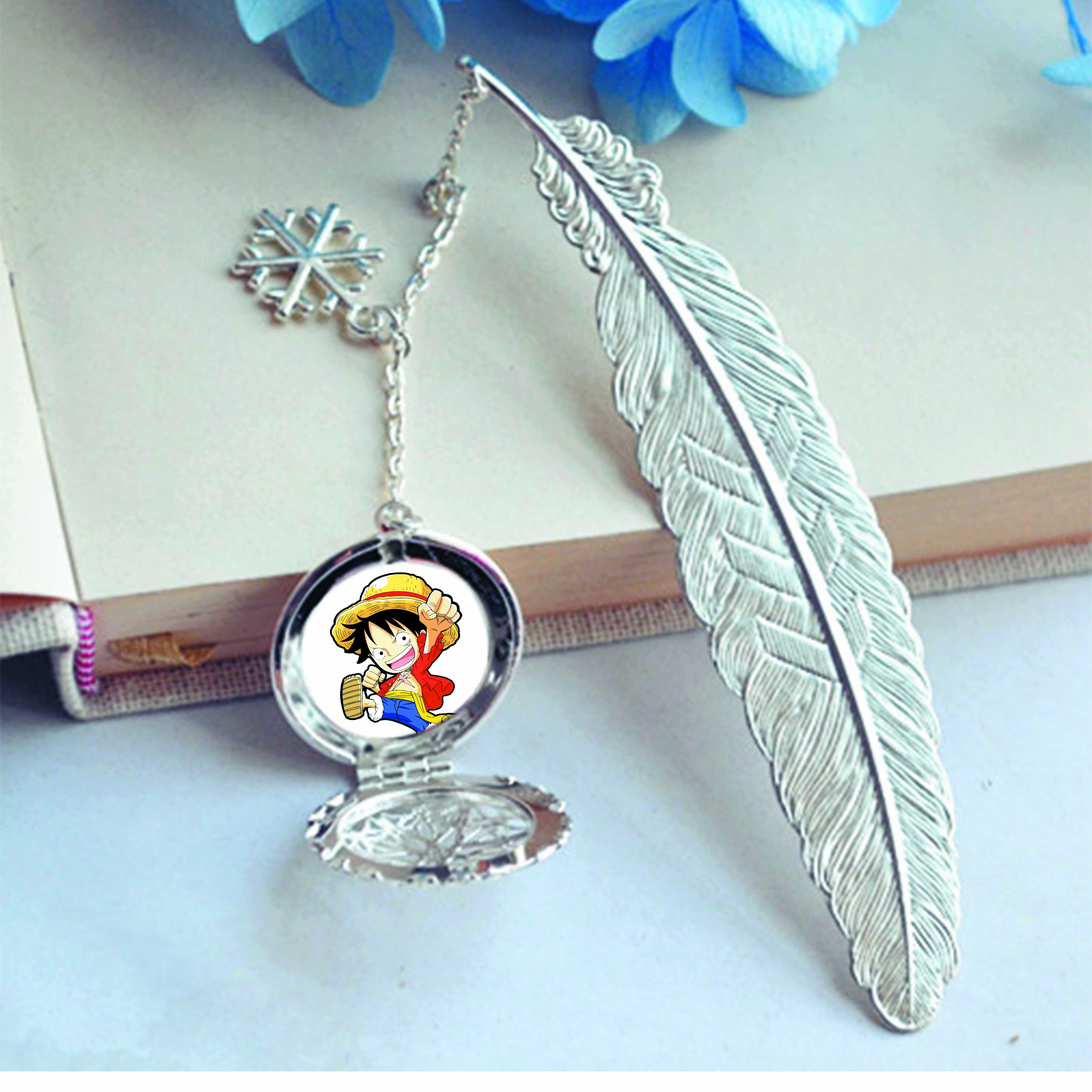 Bookmark lông vũ IN HÌNH Monkey D. Luffy One Piece - Đảo Hải Tặc anime chibi