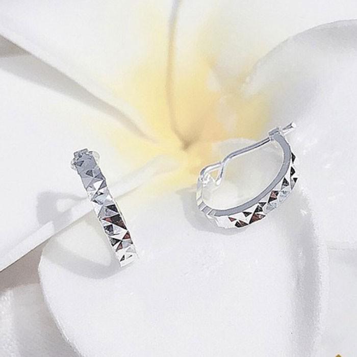 Bông tai nữ Bạc Quang Thản kiểu khuyên tròn đeo sát tai phay sáng bóng chất liệu bạc thật không xi mạ - QTBT59