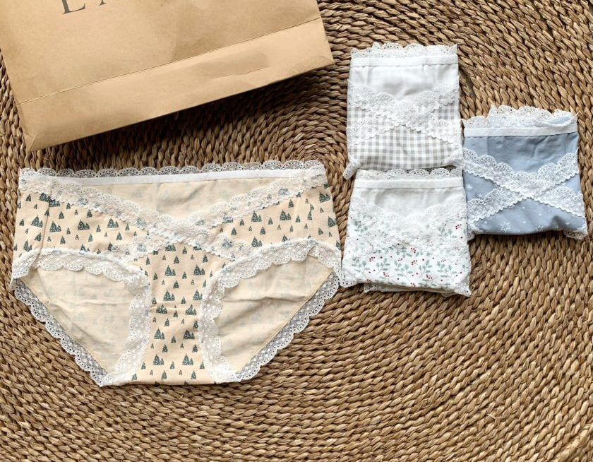 Quần lót bầu sau sinh hoa nhí, 1 set 4 chiếc 4 màu, chất liệu cotton thoáng khí, có đệm cotton kháng khuẩn - Thiết kế bởi LAMME