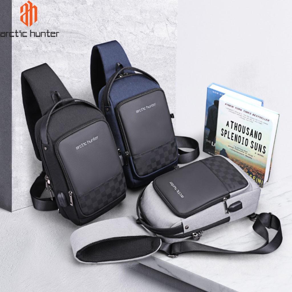 Túi đeo chéo Arctic Hunter XB00105 chất liệu Oxford chống thấm nước, unisex nam nữ,trang bị cổng sạc USB tiện dụng