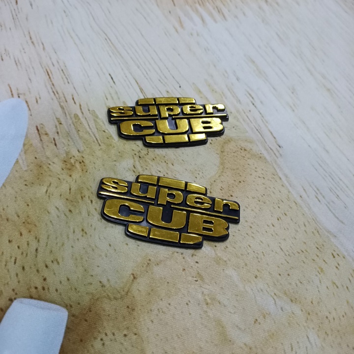 Tem nổi dán xe Super Cub chữ nổi Màu Vàng - phong cách cổ điển - TKB-8533