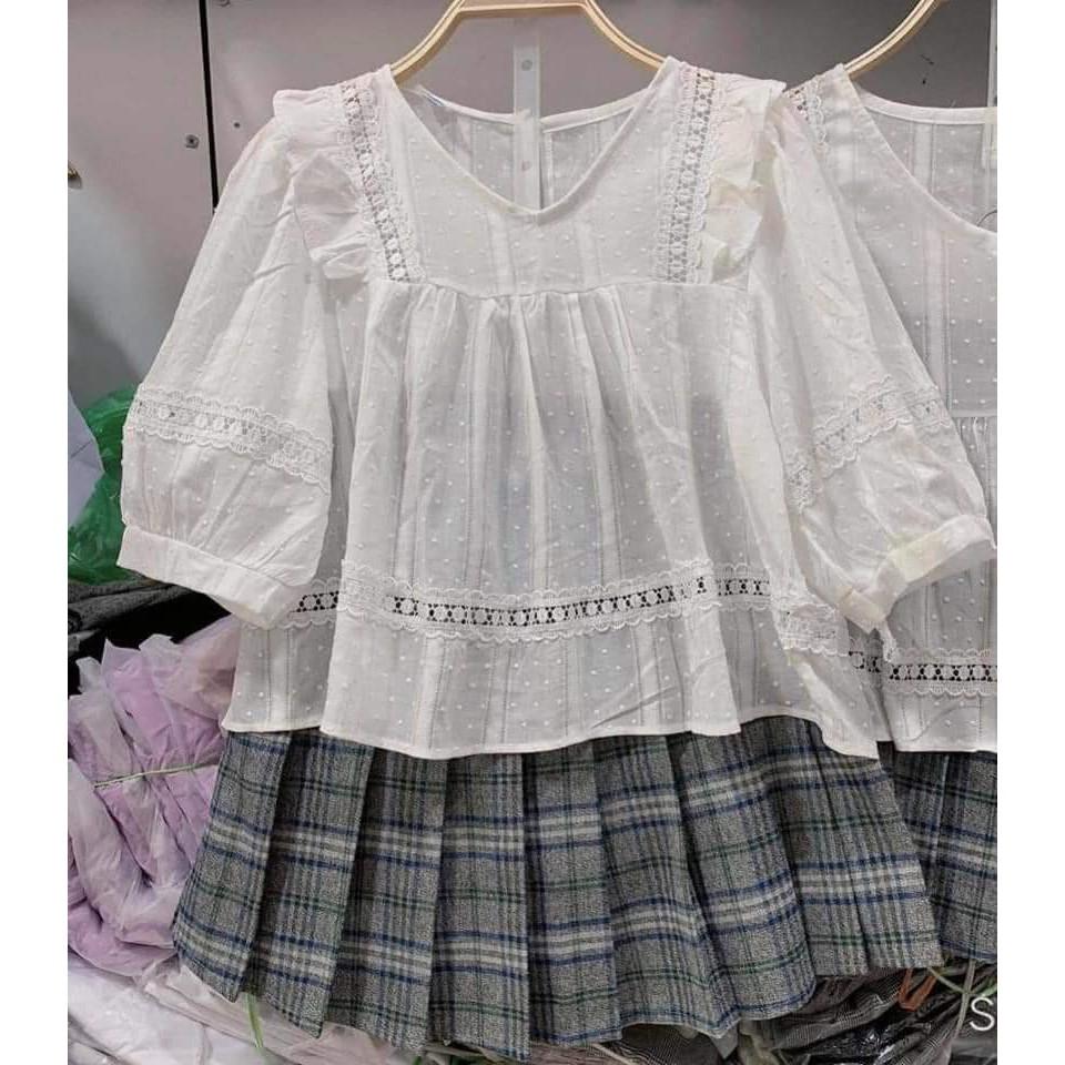 Áo croptop nhẹ nhàng xinh xắn cho bạn gái