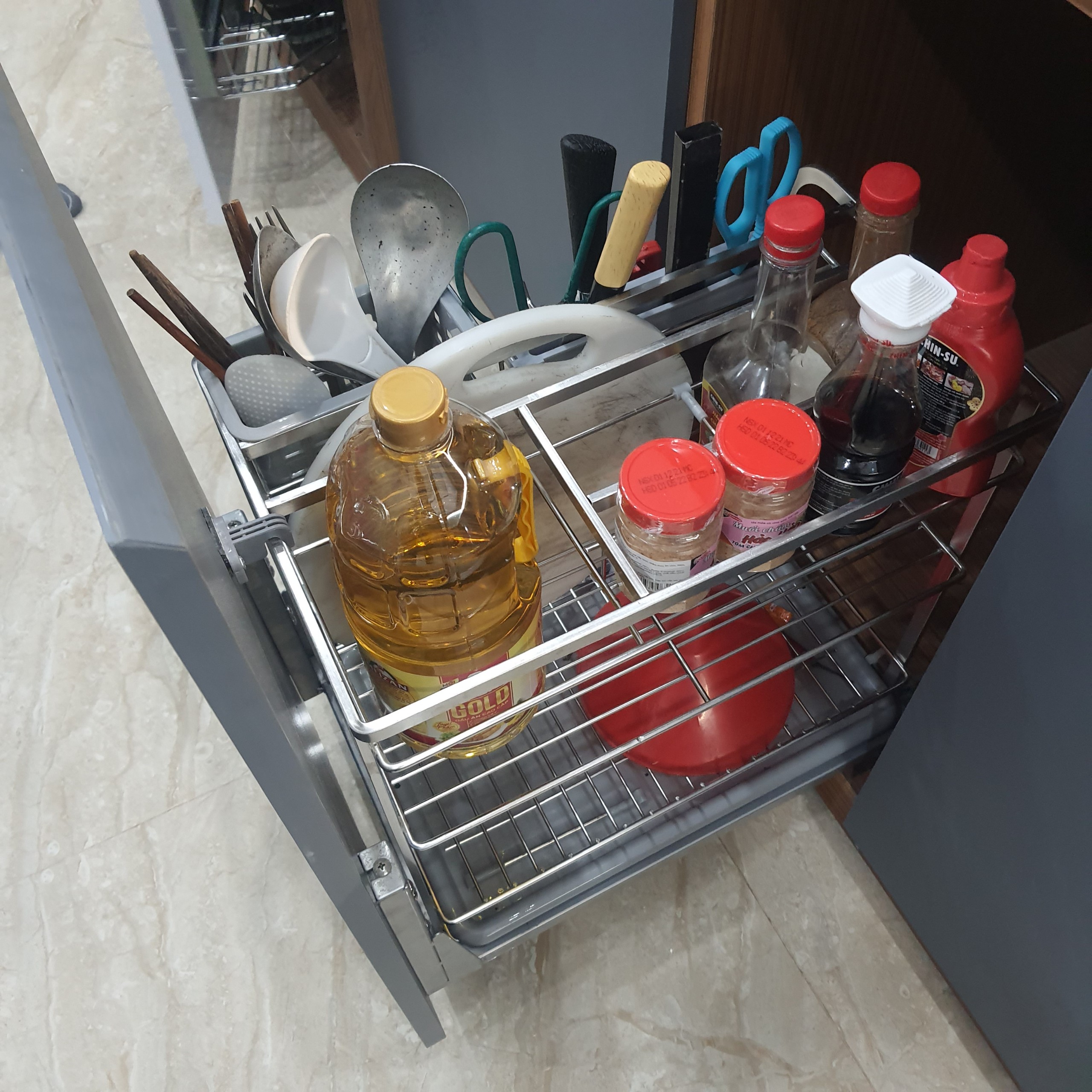 Kệ Đựng Chai Lọ, Gia Vị, Dao Thớt Tủ Bếp INOX 304 - Ray Âm Giảm Chấn - Có Thợ Lắp
