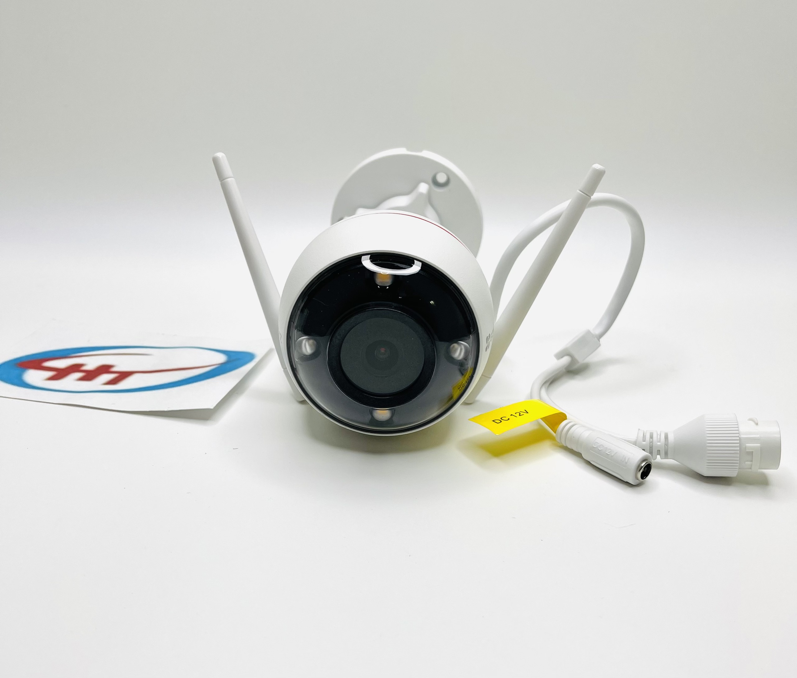 Camera Ip Wifi Ezviz C3W Pro 2MPx HD siêu nét ,có màu ban đêm, Hàng Chính Hãng.