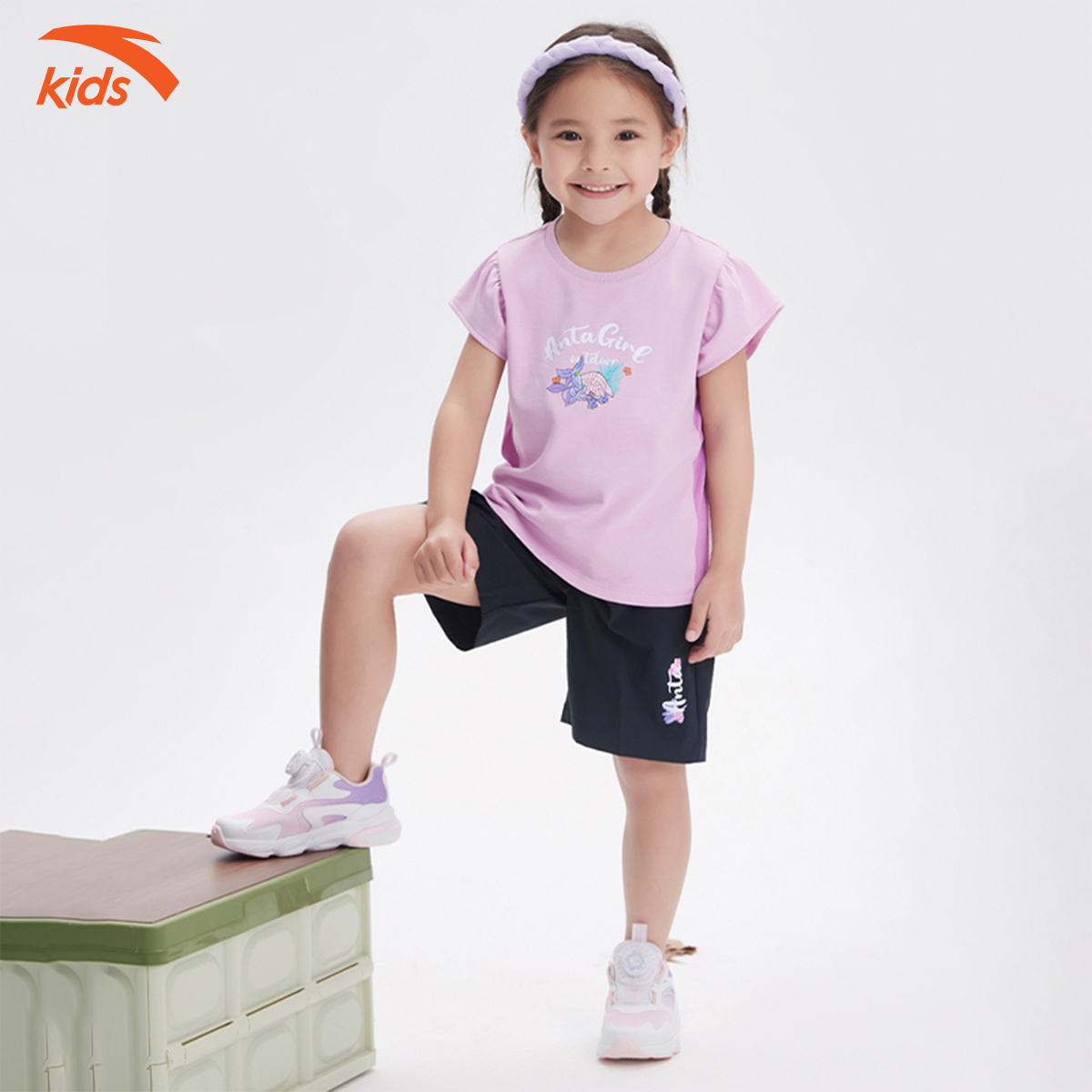 Áo phông bé gái Anta Kids kiểu dáng thể thao, vải polyester co giãn 4 chiều 362239101