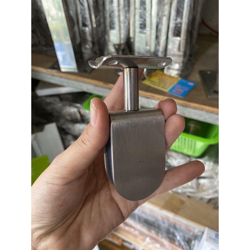 Kẹp kính tay vịn cầu thang,trụ lan can cầu thang