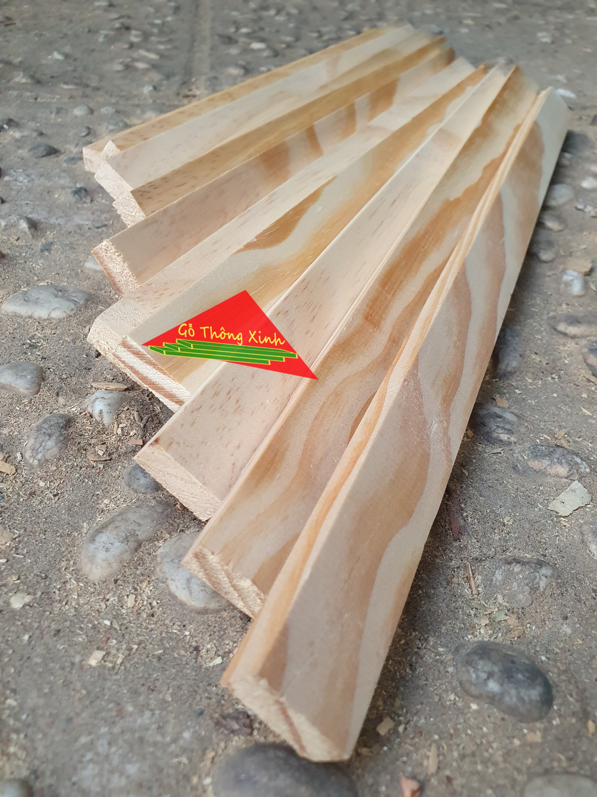 Thanh gỗ thông dày 1cm,rộng 2cm,dài 30cm dùng làm nẹp chỉ,làm viền,làm thùng gỗ decord, đóng chuồng thú cưng, DIY
