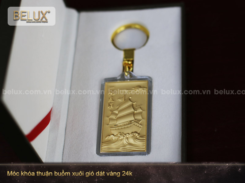 Móc khóa Thuận buồm xuôi gió dát vàng 24k