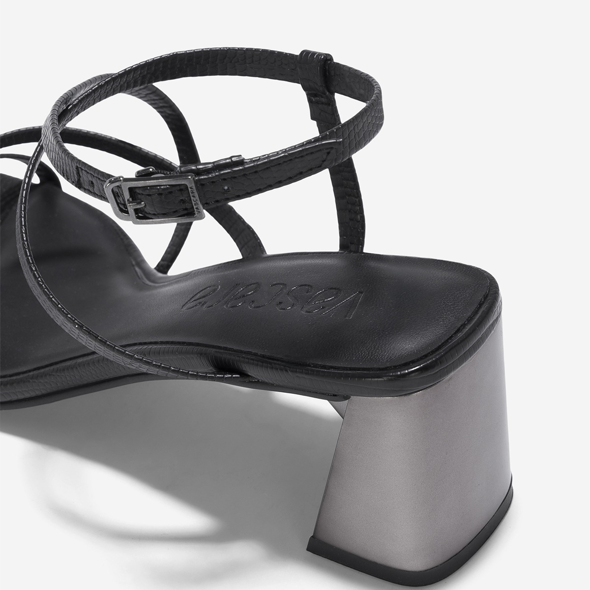 Vascara Giày Strappy Sandals Vân Kỳ Đà - SDN 0796