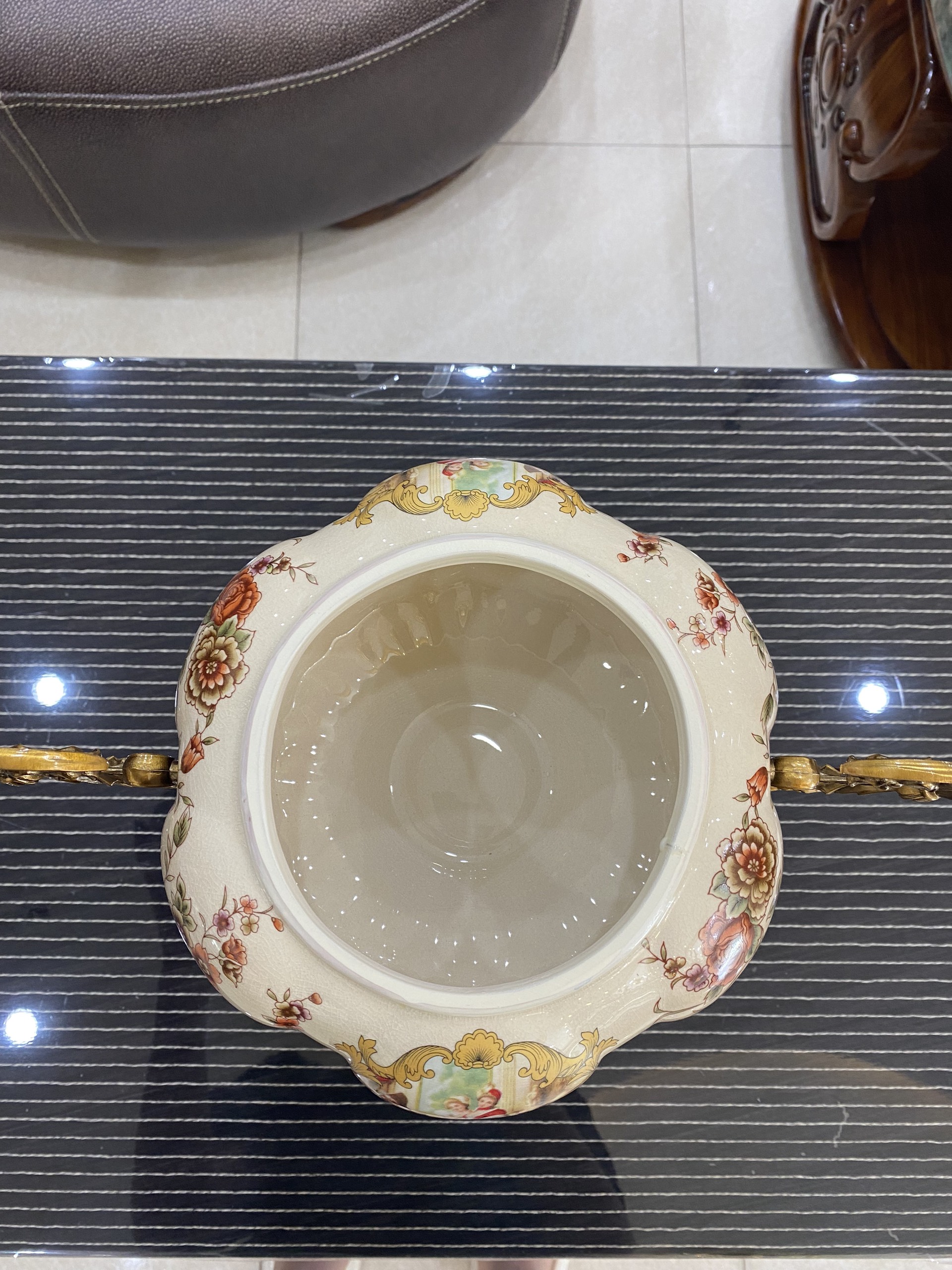 Bình cúp - Bình chóe trang trí hút tài, hút lộc họa tiết Châu Âu mang phong cách tân cổ điển sang trọng CB24-BC - Món quà tặng có ý nghĩa vào các dịp tân gia nhà mới, tặng đồng nghiệp.