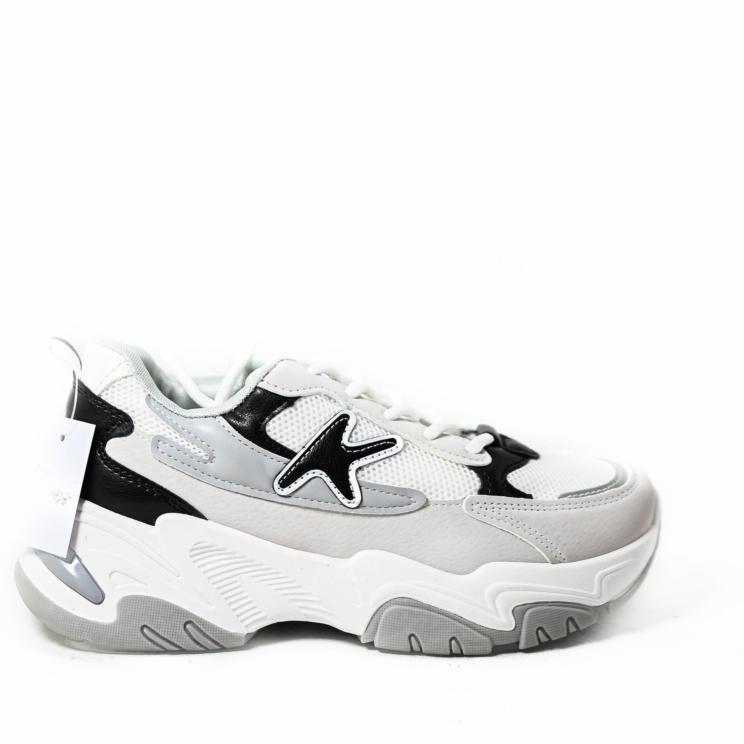 Giày thể thao nữ đế gồ