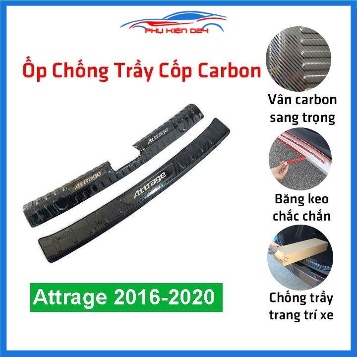 Ốp chống trầy cốp Attrage 2016-2017-2018-2019-2020 vân cacbon sáng bóng