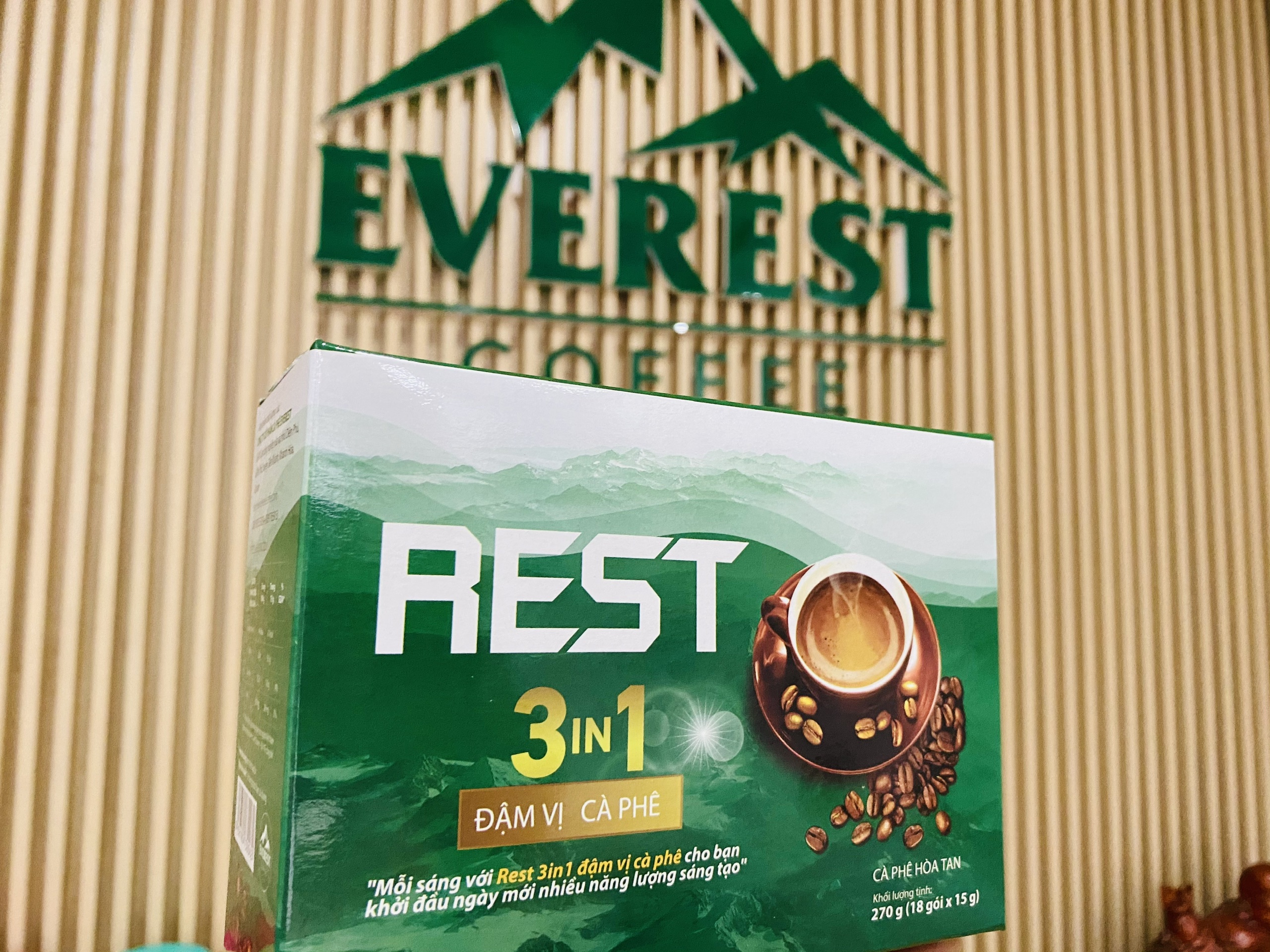 Cà phê hòa tan REST 3in1 ĐẬM VỊ CÀ PHÊ hộp 18 gói 15g