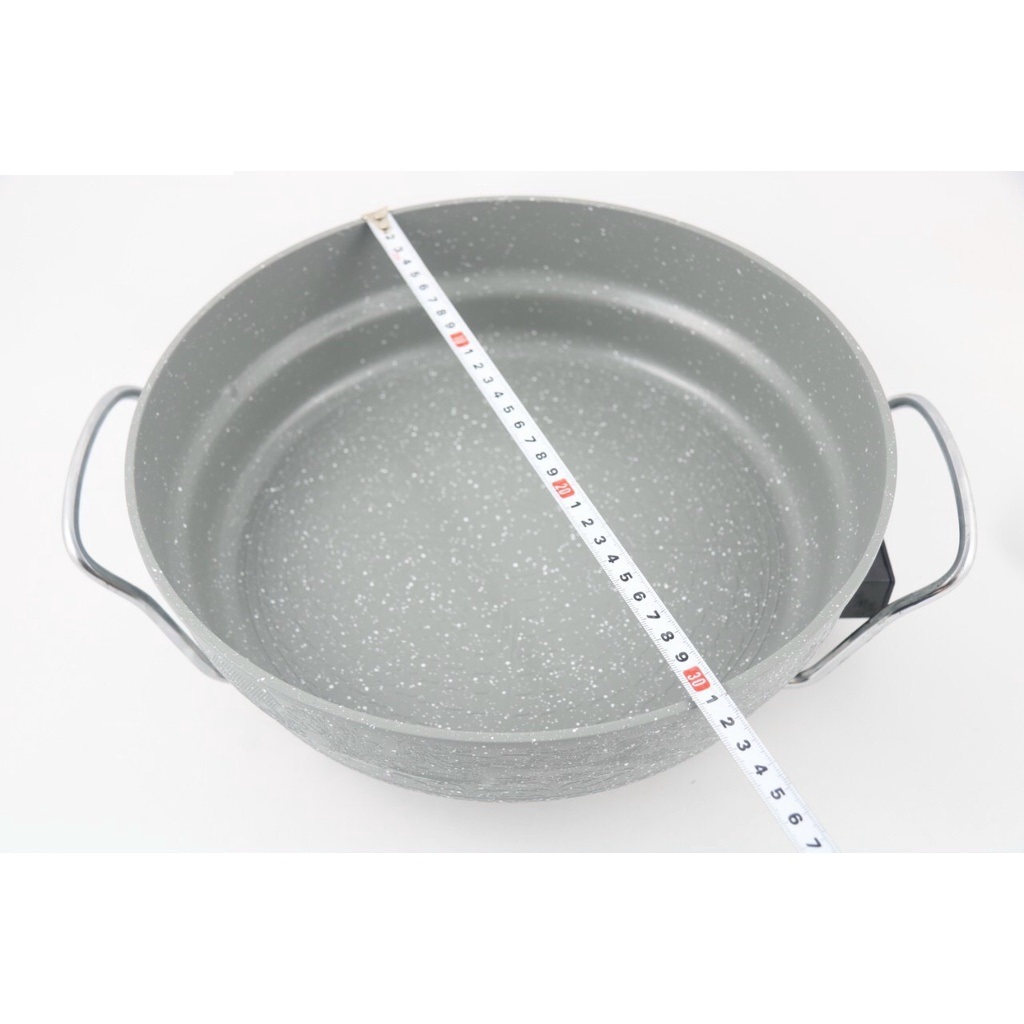 Nồi lẩu, chảo lẩu 3.5Lit men chống dính có thể chiên xào nấu FUJIKA có khung tay cầm chắc chắn, công suất 1350W-Hàng chính hãng, màu ngẫu nhiên