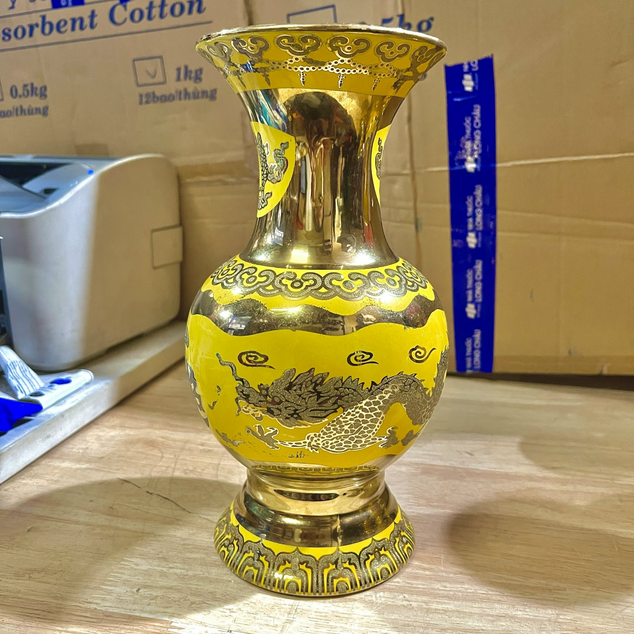 Bình bông sứ màu vàng 3D cao cấp, bình cắm hoa cao 30cm