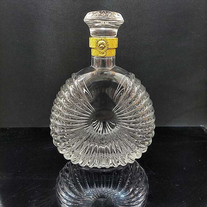 Vỏ chai thủy tinh 500ml cao cấp mẫu X-O ĐẾ VƯƠNG – chưng bàn ăn vô cùng sang trọng
