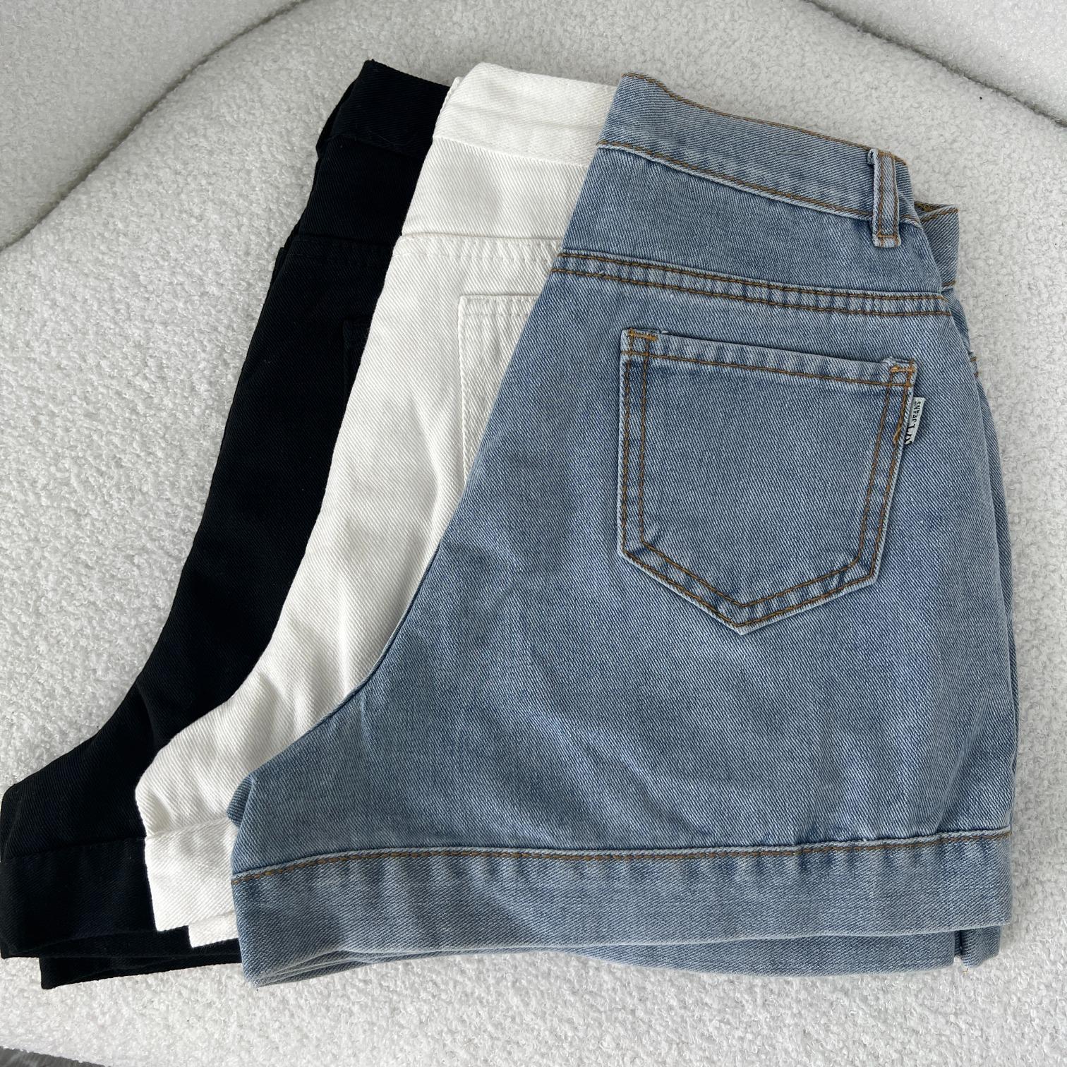 Quần Short Jean Ống Rộng Lưng Cao Trắng Đen Xanh