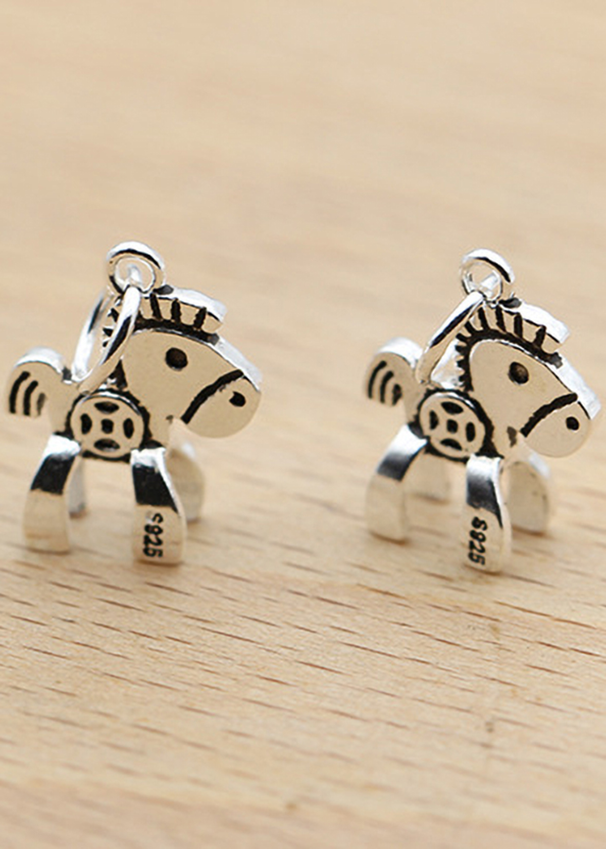 Combo 2 cái charm bạc hình ngựa treo - Ngọc Quý Gemstones
