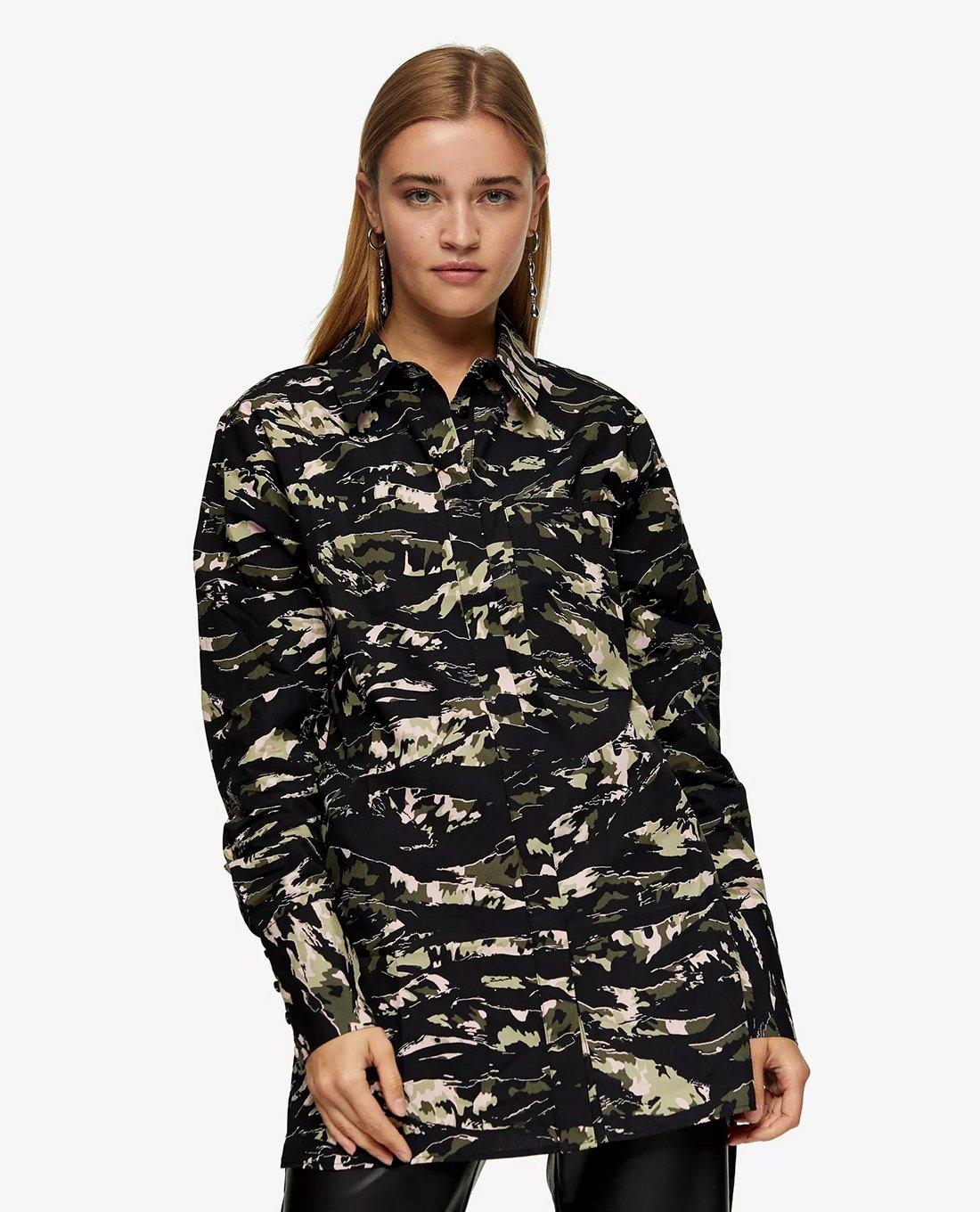 TOPSHOP - Áo sơ mi nữ cổ điển Green Camouflage Print Oversized 13P13TGRN