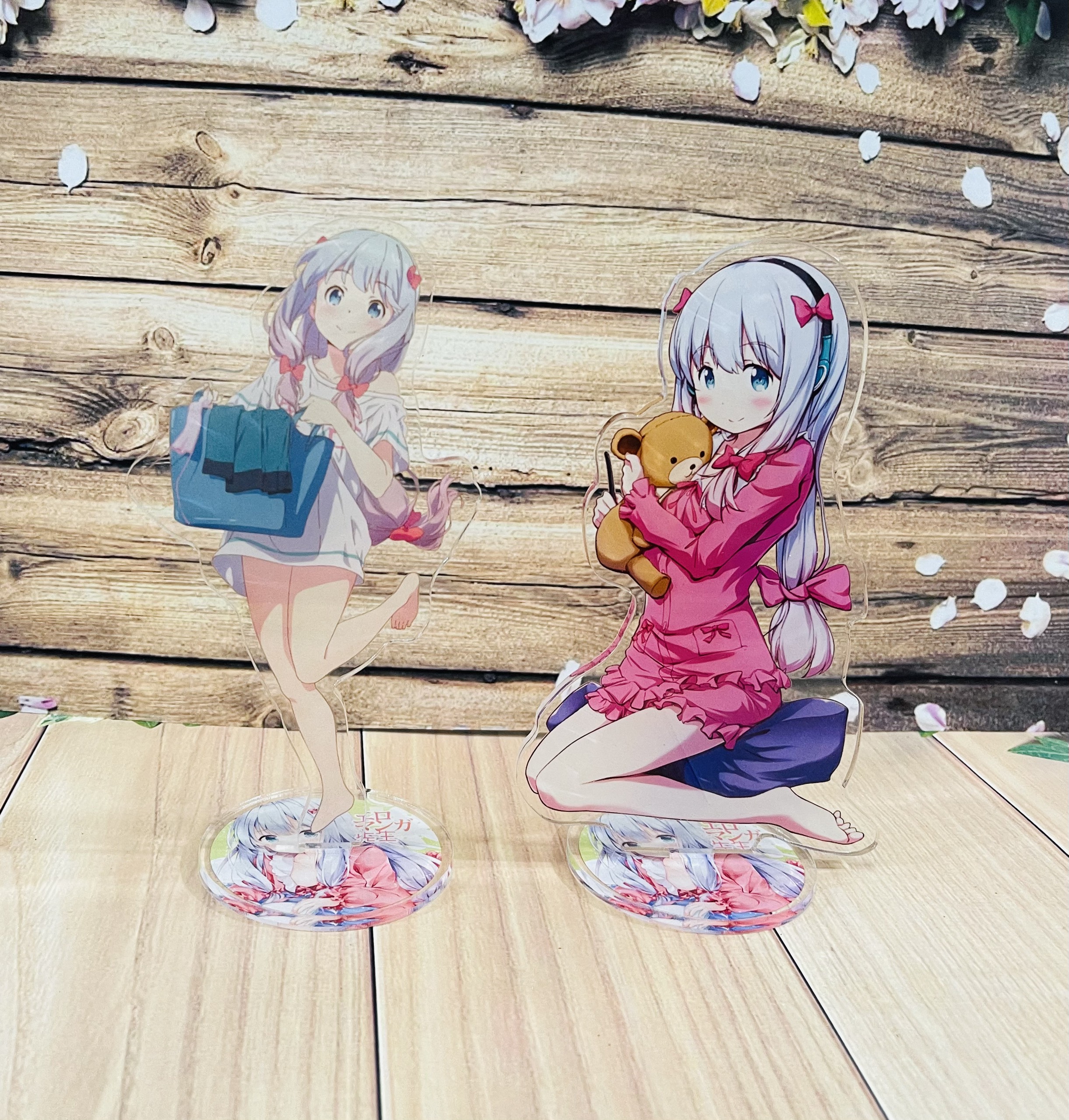 Standee Izumi Sagirimô hình mica trong nhiều mẫu
