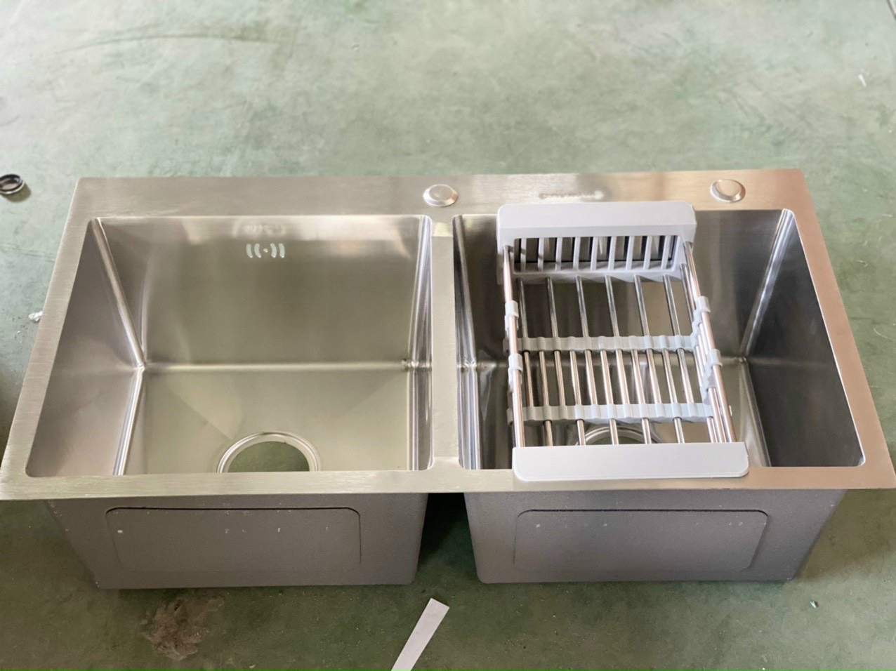 Chậu rửa chén bát inox 304 đúc 2 hộc đều