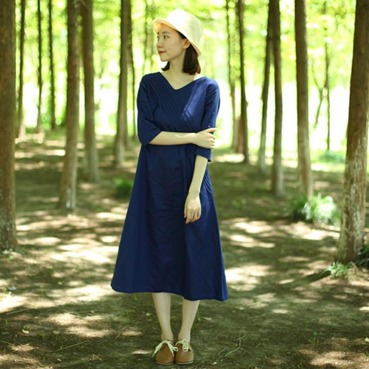 Đầm suông linen cổ V tay lỡ trần ngực ArcticHunter, chất linen mềm mát, thời trang xuân hè 2022