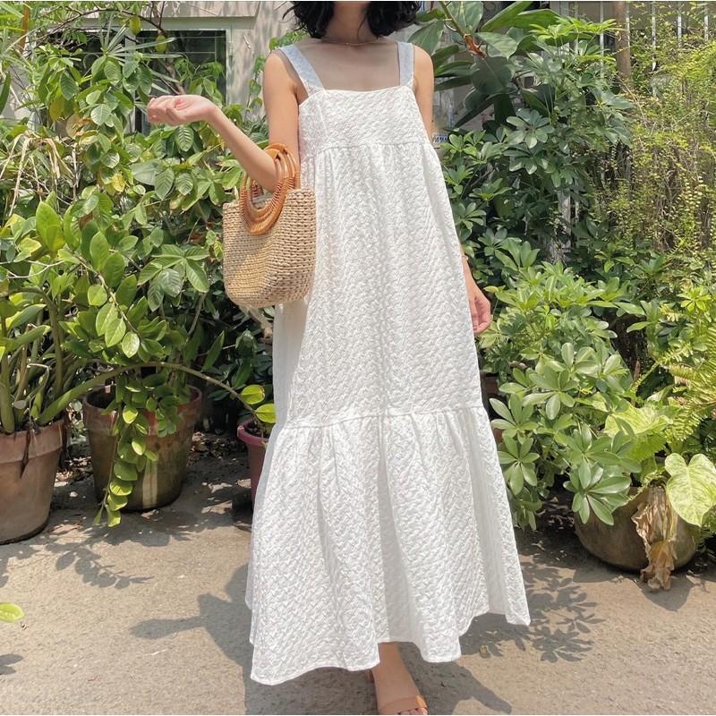 Đầm dây trắng phồng