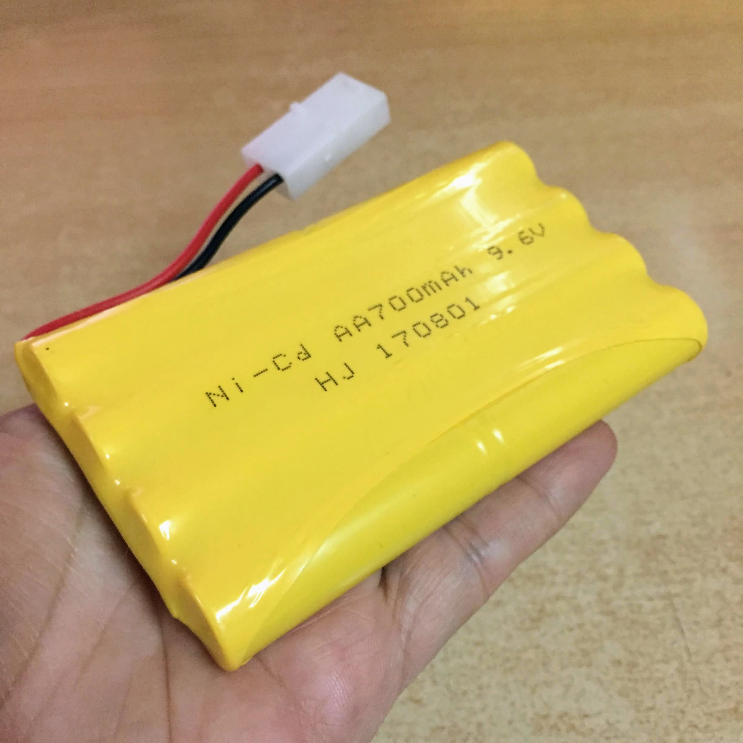 Pin sạc 9.6v dung lượng 700mah chân cắm Jack Ket 2p