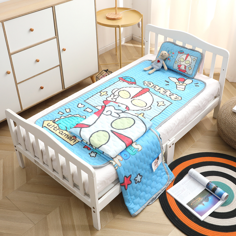 Chiếu điều hòa tencel cao su non cho bé cao cấp A kích thước 60x120cm + tặng kèm 1 vỏ gối nằm - giao mẫu ngẫu nhiên