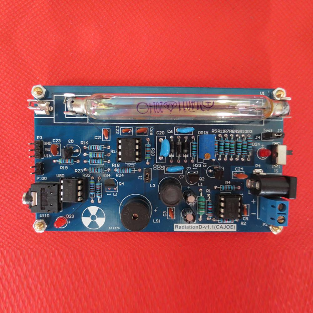 Lắp ráp Bộ đếm Geiger DIY Mô-đun Máy dò bức xạ hạt nhân Màn hình LCD với Chức năng báo động âm thanh và ánh sáng