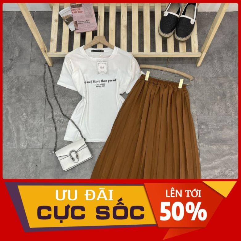 SET ÁO THUN CHỮ TRẮNG MIX CHÂN VÁY XẾP LY NÂU