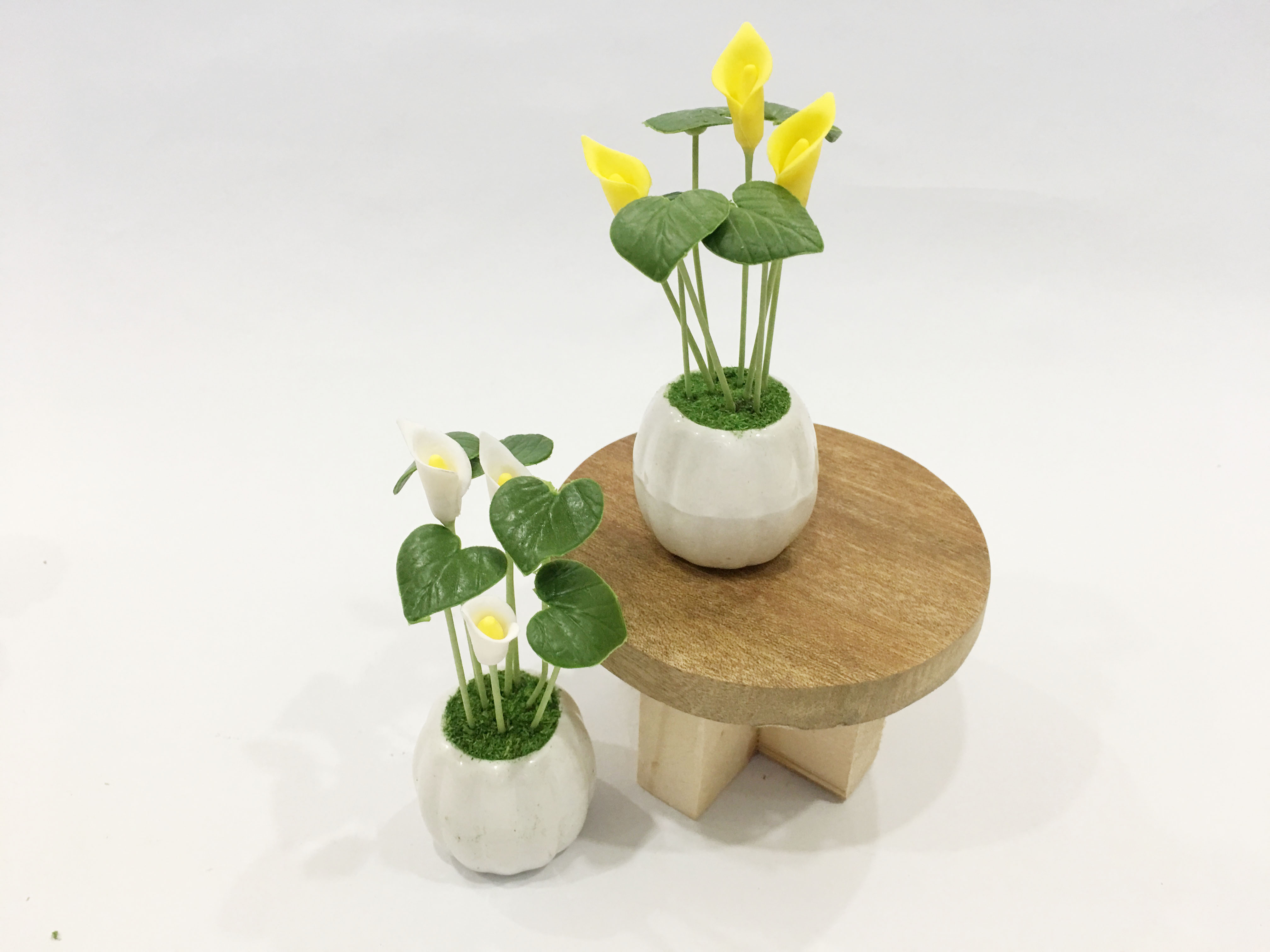 Chậu hoa đất sét mini - Cây hoa rum / hoa thủy vu / loa kèn Arum  - Quà tặng trang trí handmade