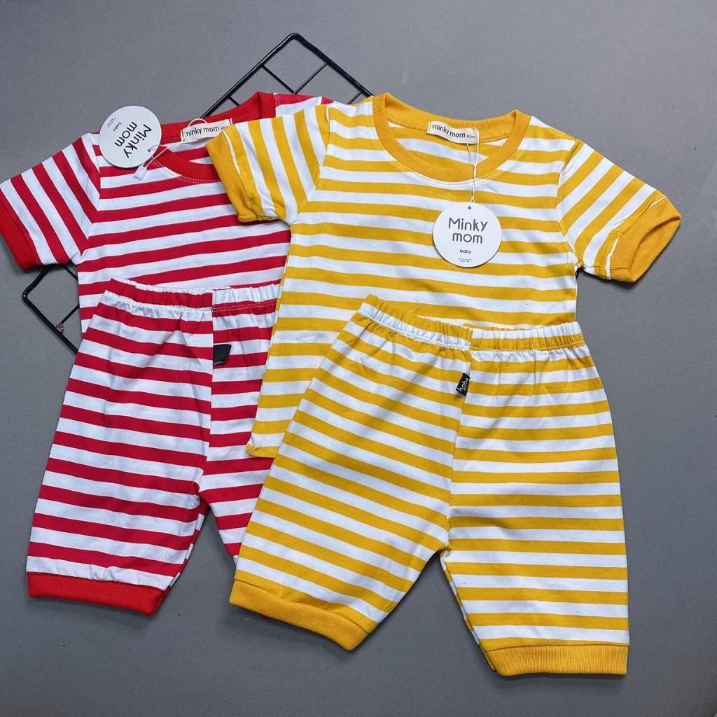 Bộ Cộc Tay Cho Bé Với Các đường kẻ Sọc rất đáng yêu
