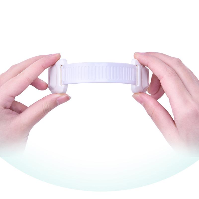 Khóa Cửa Tủ An Toàn Cho Bé