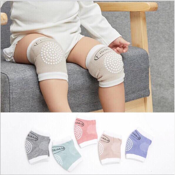 Tất hỗ trợ bé tập bò giảm đau đầu gối cho bé