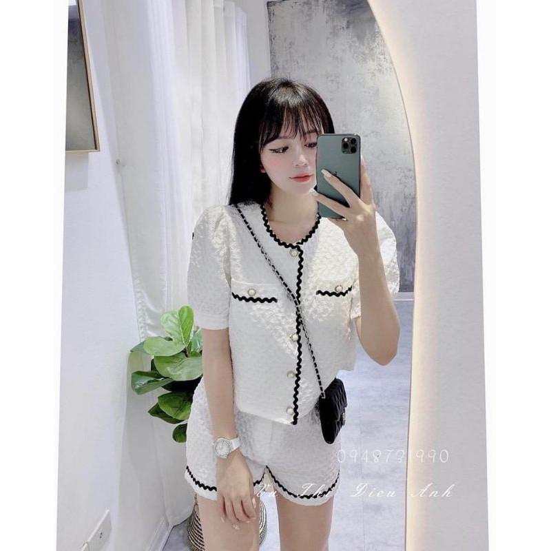 Bộ xốp viền đen cúc ngọc